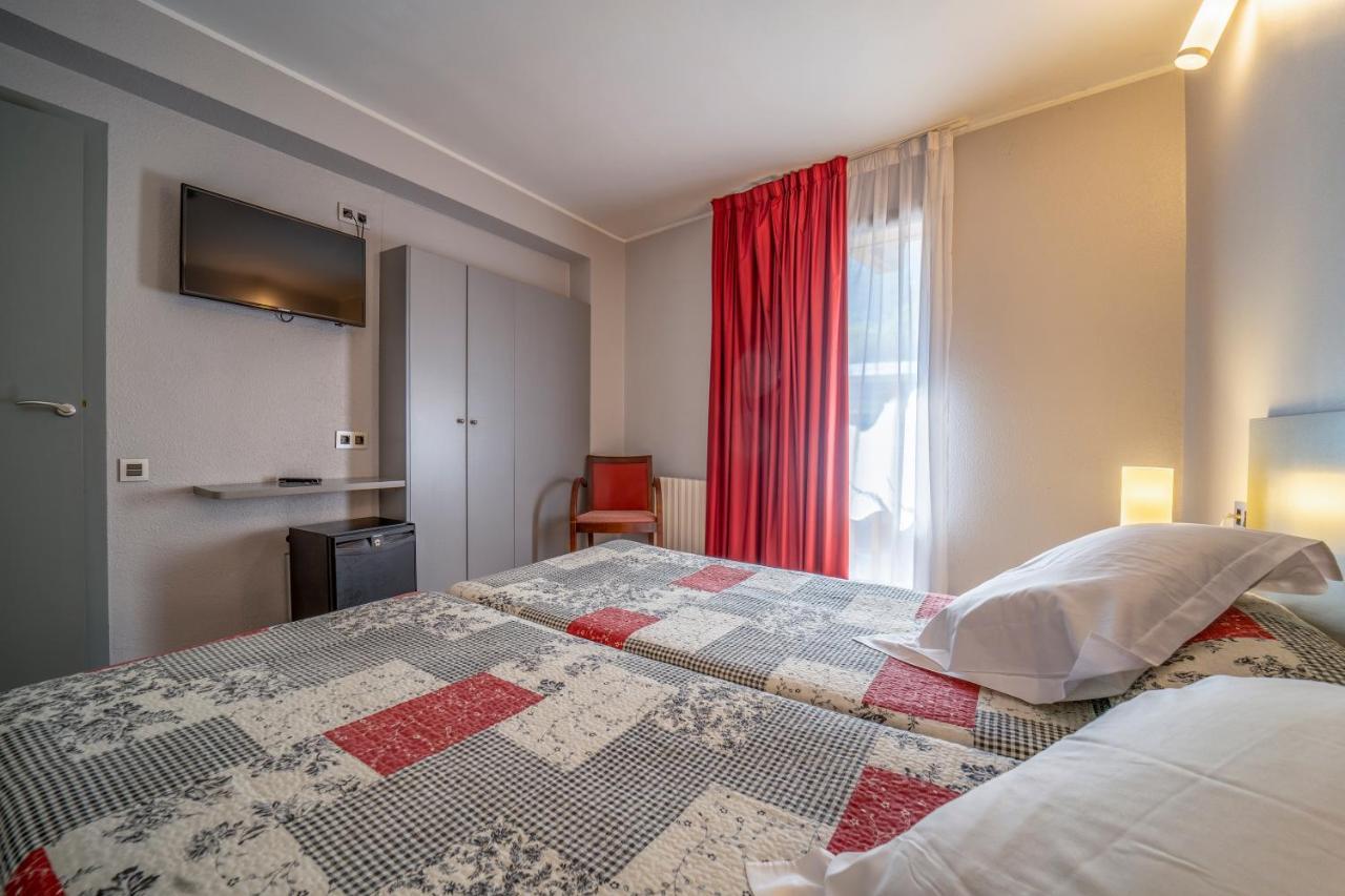 Hotel Ordino Ngoại thất bức ảnh