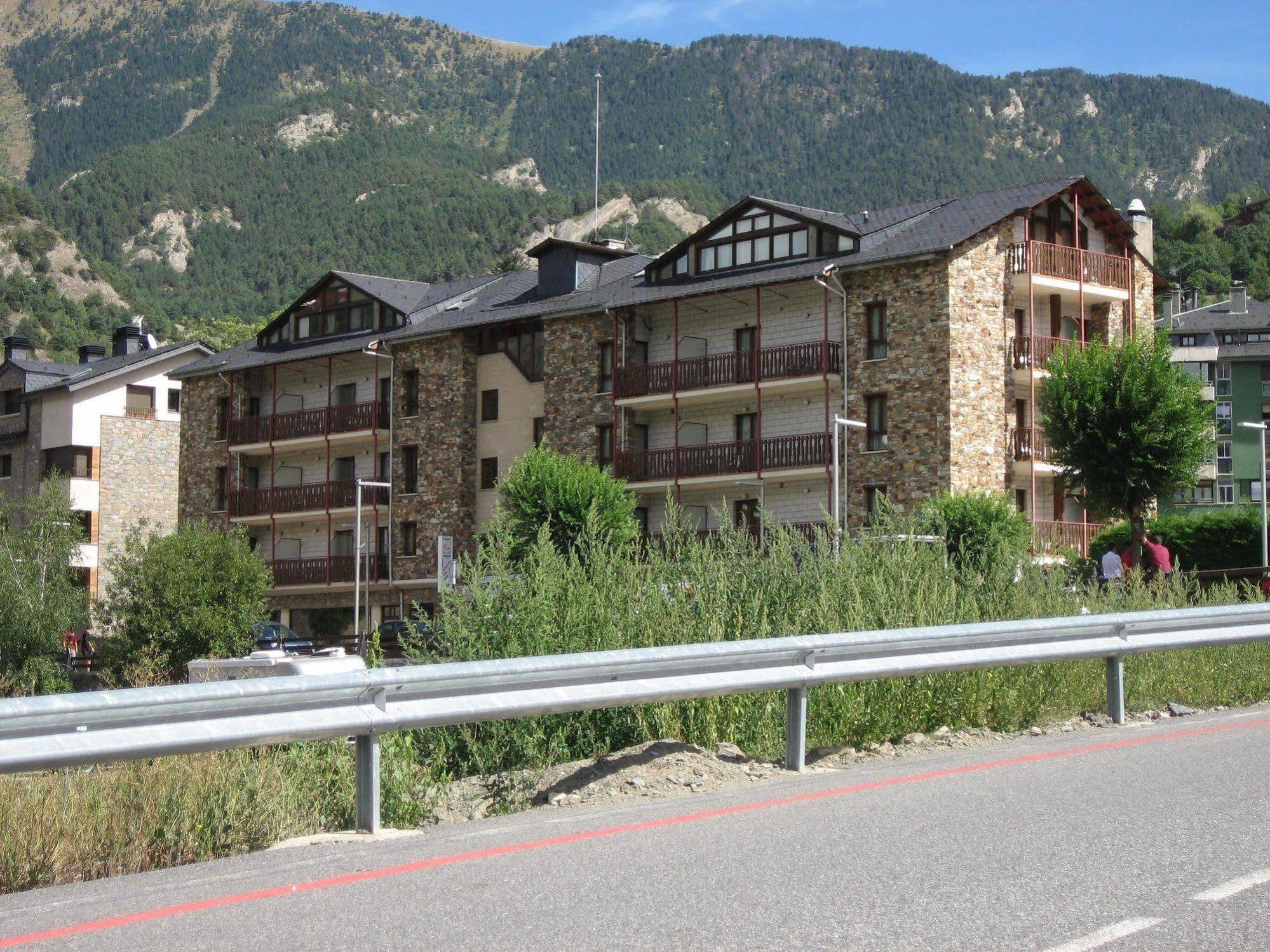 Hotel Ordino Ngoại thất bức ảnh